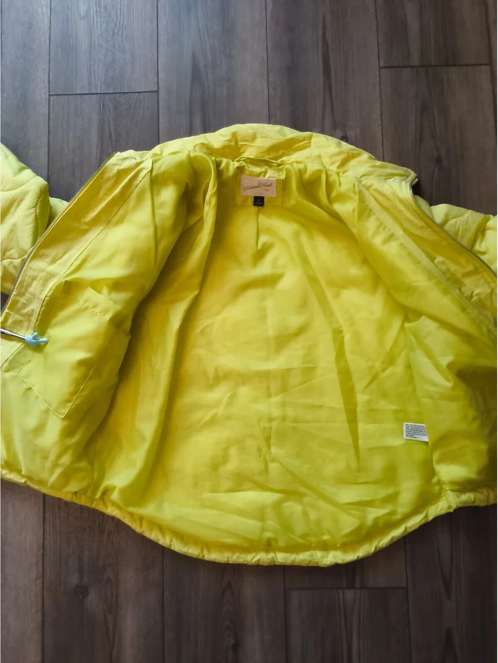 Universal Thread Women's Neon Yellow Quilted Puffer Jacket Cotton Size M